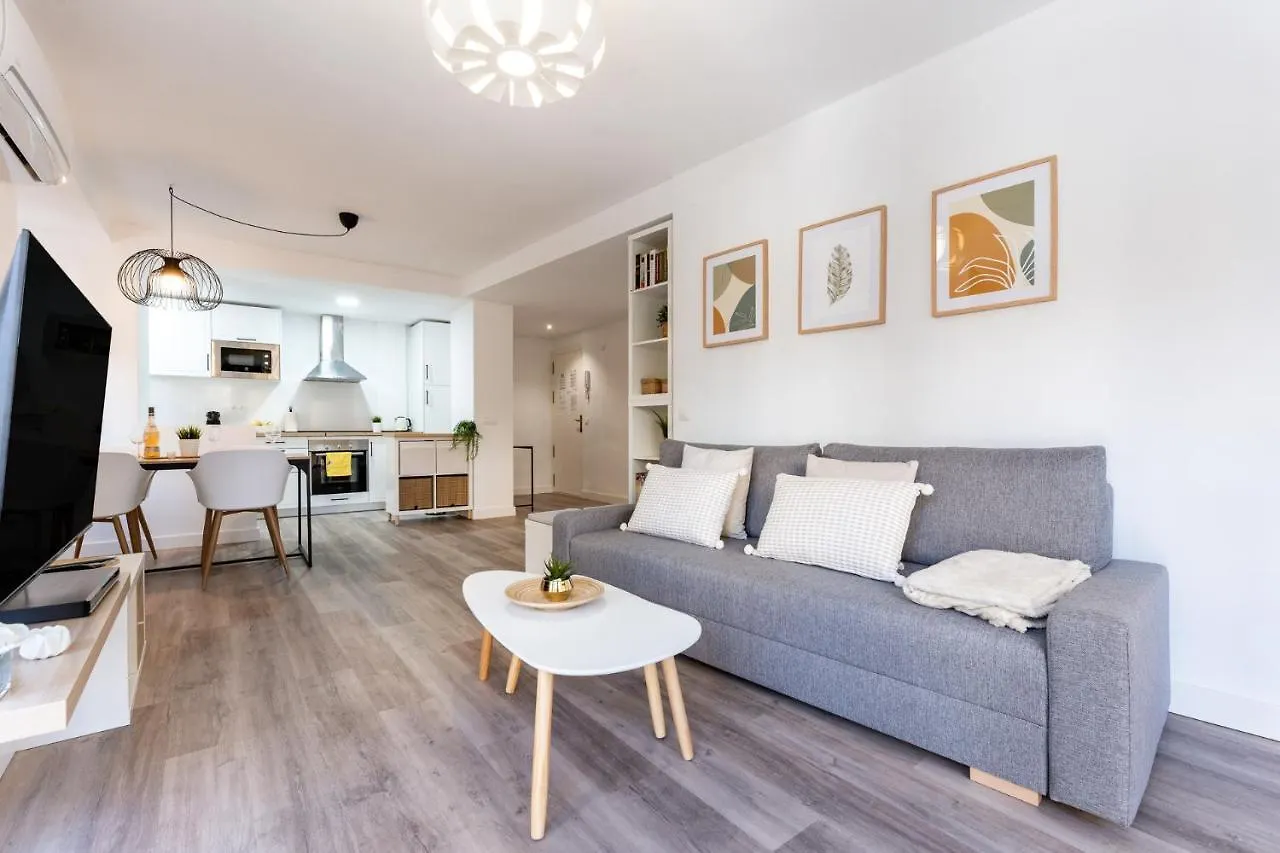 Apartment Malagasuite Lovely Home