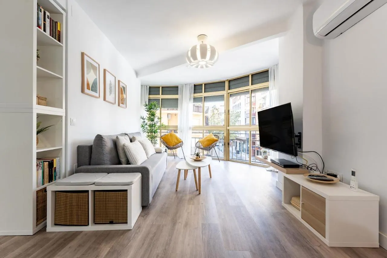 Malagasuite Lovely Home Apartment